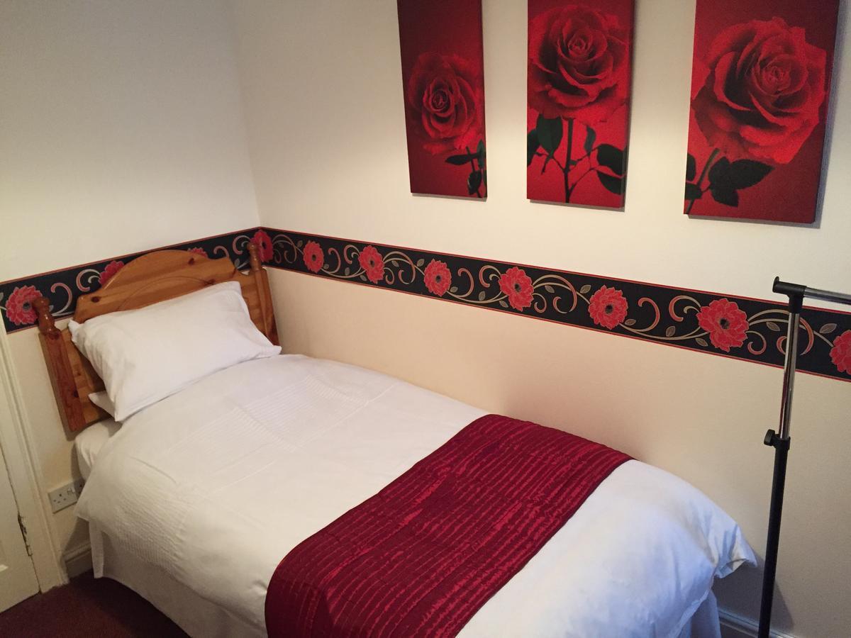 Cross Keys Hotel Canonbie Екстериор снимка