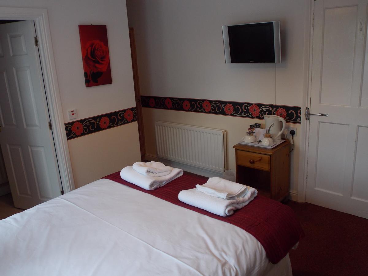 Cross Keys Hotel Canonbie Екстериор снимка