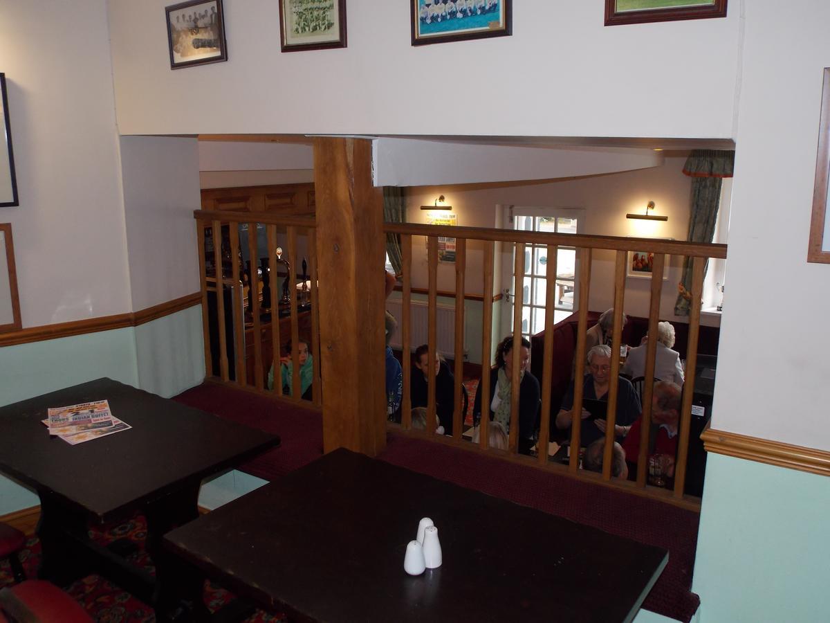 Cross Keys Hotel Canonbie Екстериор снимка