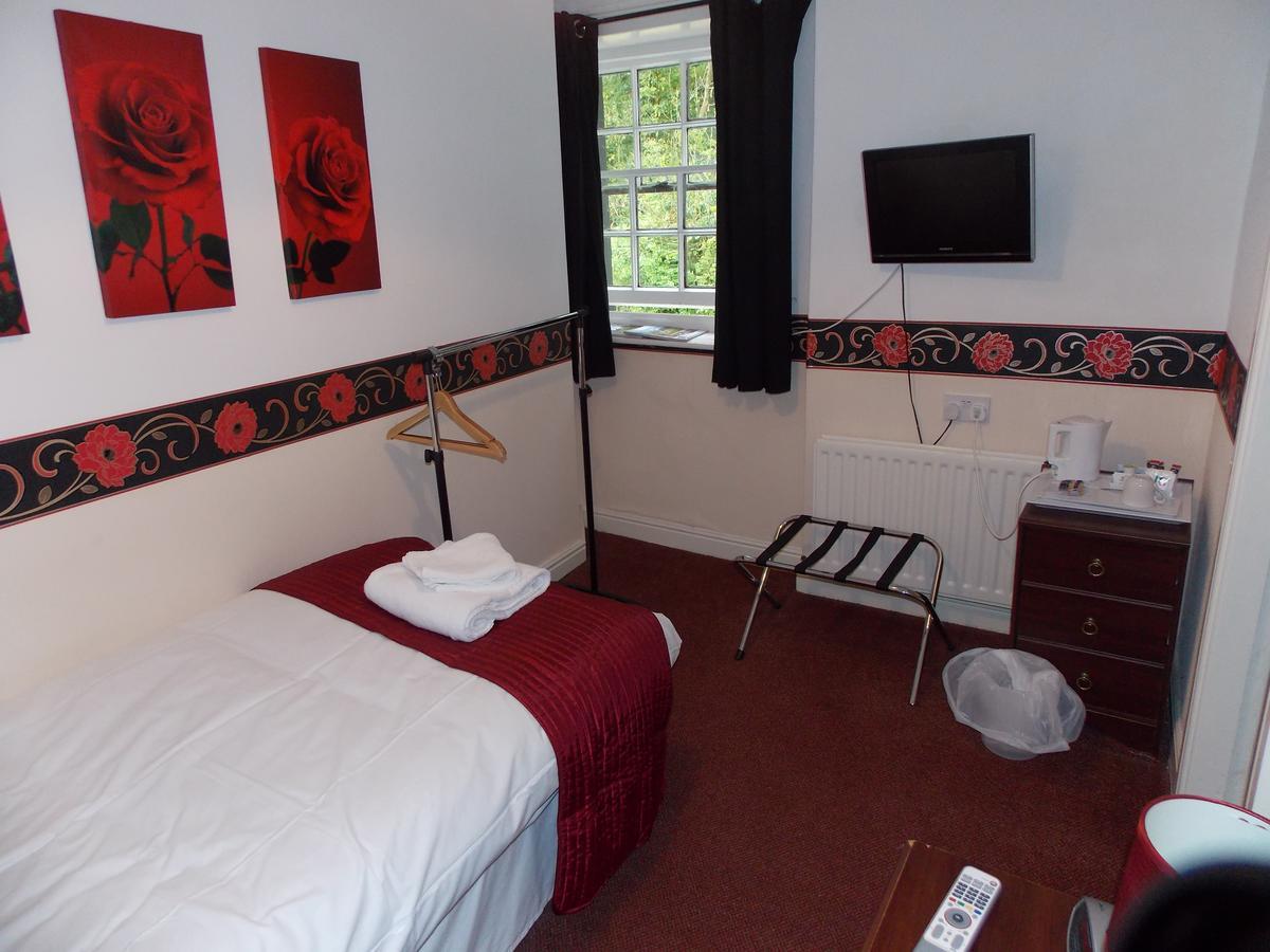 Cross Keys Hotel Canonbie Екстериор снимка