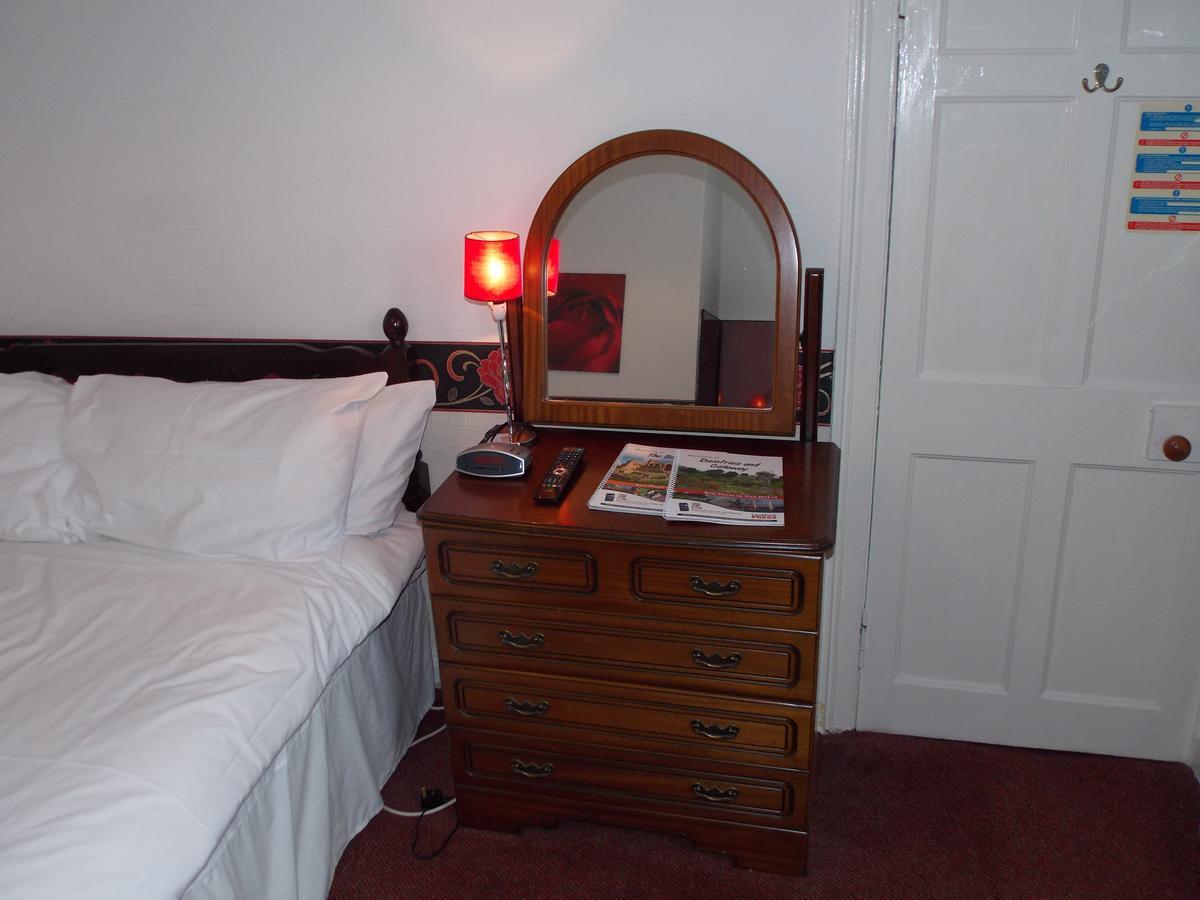 Cross Keys Hotel Canonbie Екстериор снимка