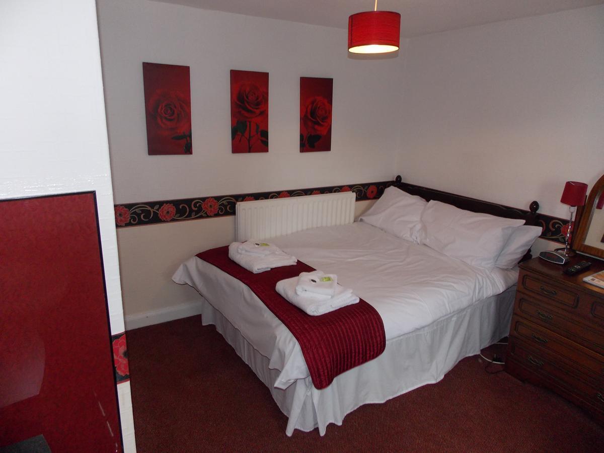 Cross Keys Hotel Canonbie Екстериор снимка